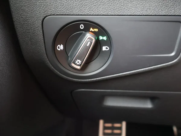 Volkswagen Tiguan (2022) — foto 15 van 29