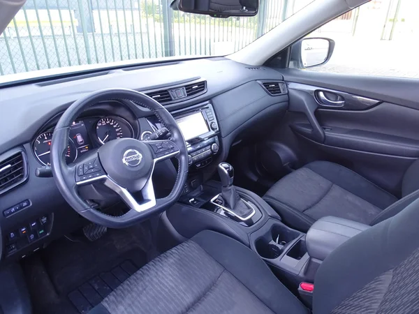 Nissan X-Trail (2020) — foto 4 van 29