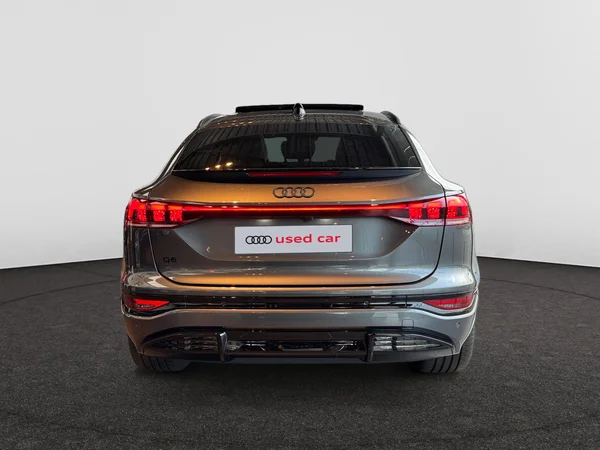 AUDI Q6 Sportback e-tron (2026) — foto 18 van 23
