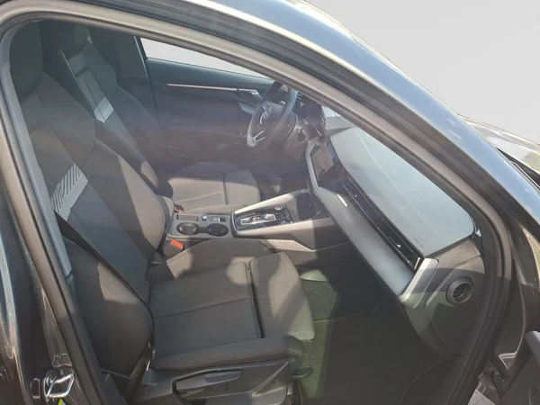 AUDI A3 Sportback (2025) — foto 8 van 24