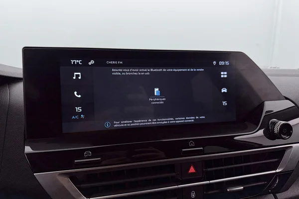 Citroen C4 (2023) — foto 8 van 39