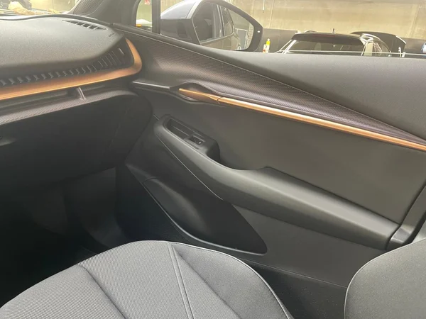 CUPRA Tavascan (2026) — foto 9 van 24