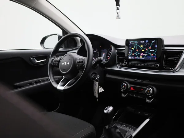 Kia Rio (2023) — foto 26 van 35