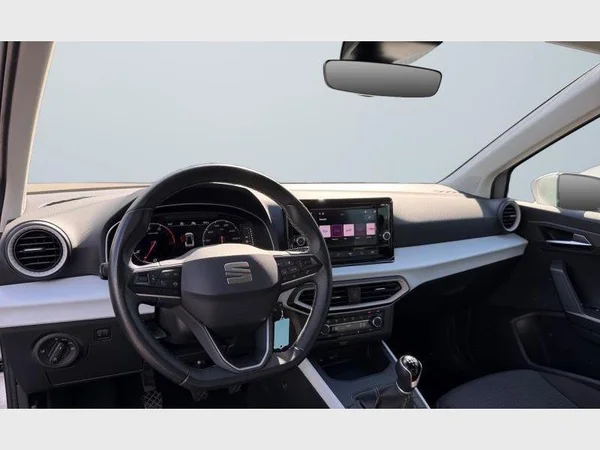 Seat Arona (2023) — foto 12 van 26