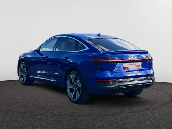 AUDI Q8 e-tron Sportback (2025) — foto 12 van 24