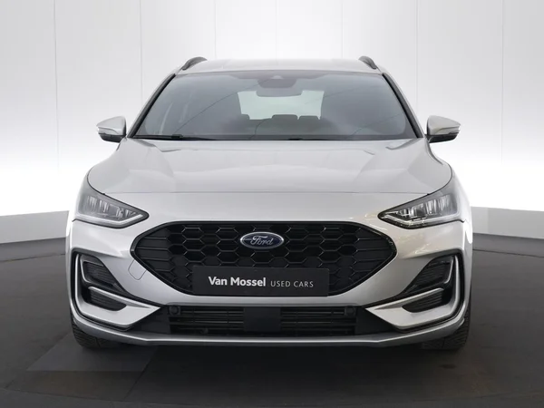 Ford Focus (2023) — foto 17 van 23