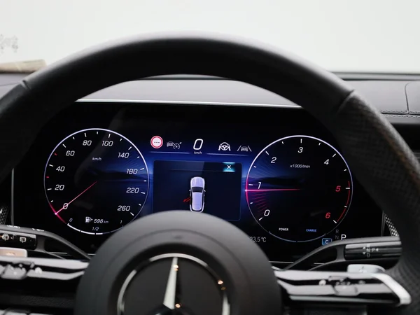 Mercedes-Benz GLC (2025) — foto 50 van 51
