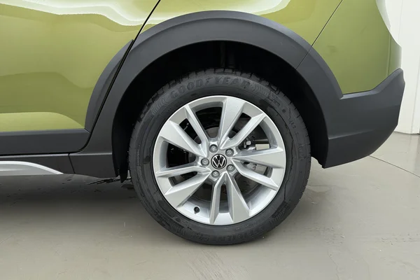 Volkswagen Taigo — foto 14 van 17