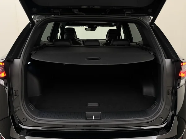 KIA Sportage (2023) — foto 8 van 31