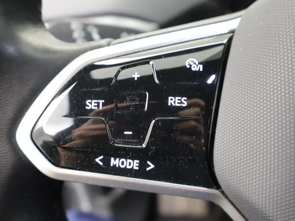 Volkswagen ID.4 (2022) — foto 7 van 23