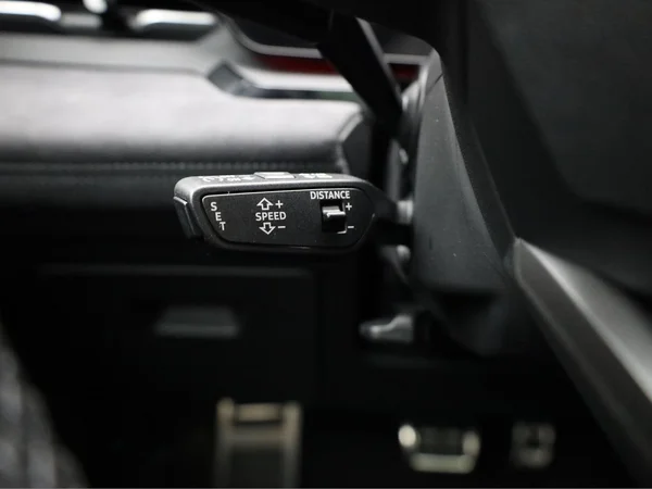 AUDI Q6 Sportback e-tron (2025) — foto 11 van 28