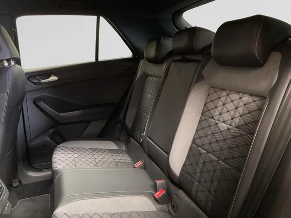 VOLKSWAGEN T-Roc (2024) — foto 10 van 22