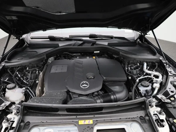 Mercedes-Benz GLC (2025) — foto 40 van 49