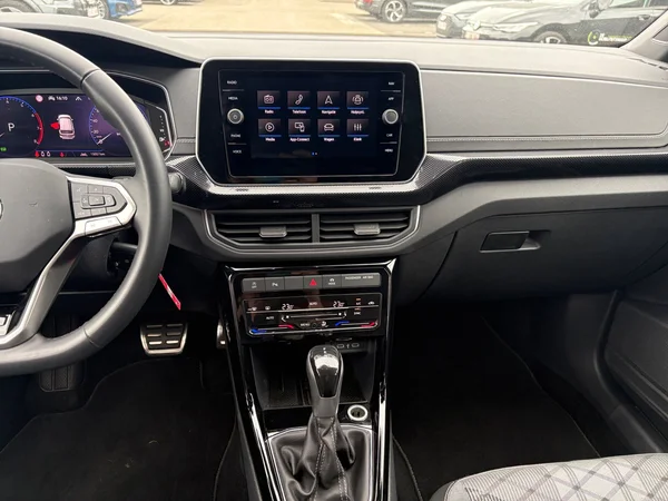 VOLKSWAGEN T-Cross (2025) — foto 4 van 24