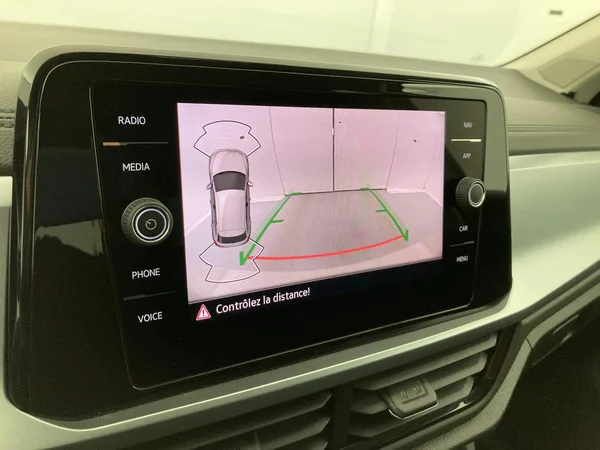 VOLKSWAGEN T-Roc Dsl (2023) — foto 14 van 36