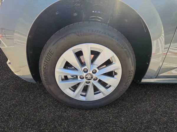 SKODA Kamiq (2026) — foto 16 van 24