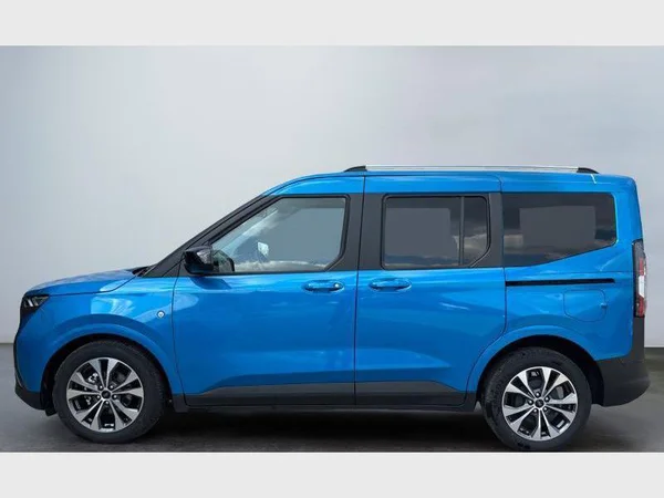 Ford Tourneo Courier (2025) — foto 23 van 30