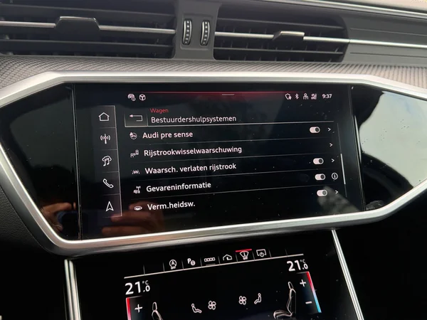 AUDI A6 Avant (2023) — foto 13 van 20