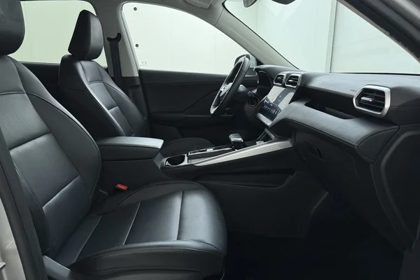 MG Zs (2025) — foto 18 van 20