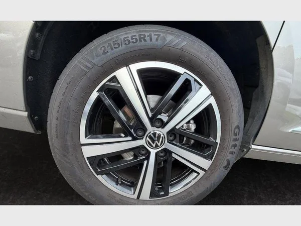 Volkswagen Caddy Maxi (2025) — foto 16 van 29