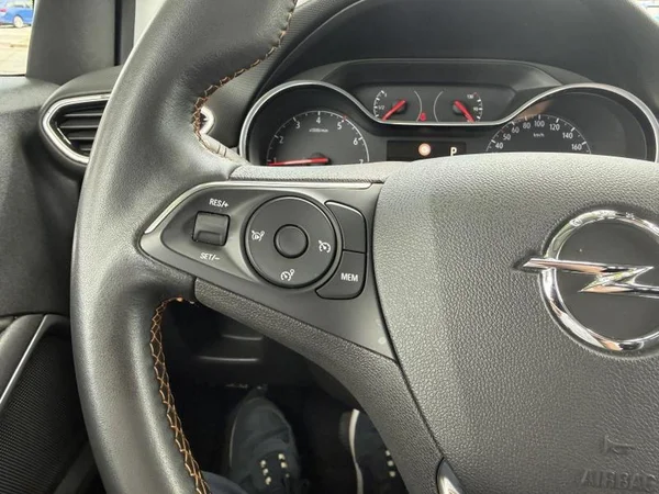 OPEL Crossland X Dsl (2020) — foto 14 van 22