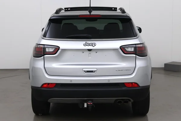 Jeep Compass (2021) — foto 17 van 22