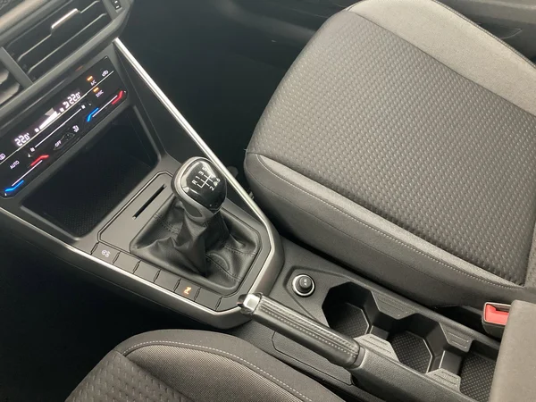 VOLKSWAGEN Taigo (2022) — foto 14 van 36