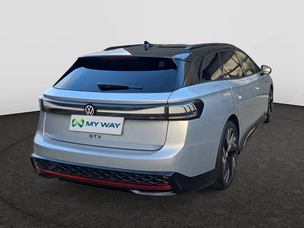 VOLKSWAGEN ID.7 Tourer (2025) — foto 9 van 24