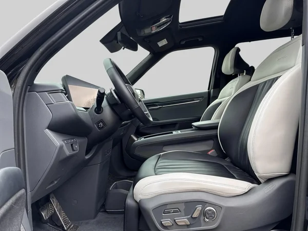 Kia EV9 (2024) — foto 17 van 18