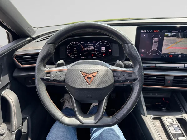 CUPRA Leon ST (2023) — foto 4 van 24