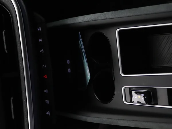 SKODA Enyaq Coupé (2025) — foto 10 van 28