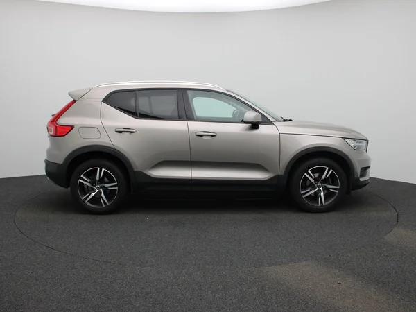 Volvo XC40 (2021) — foto 39 van 42