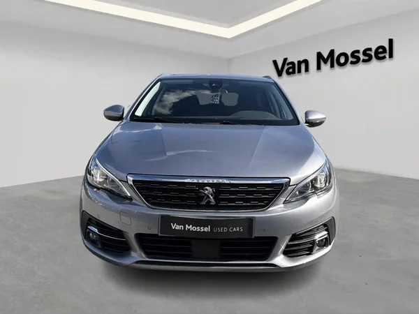 Peugeot 308 (2019) — foto 11 van 18
