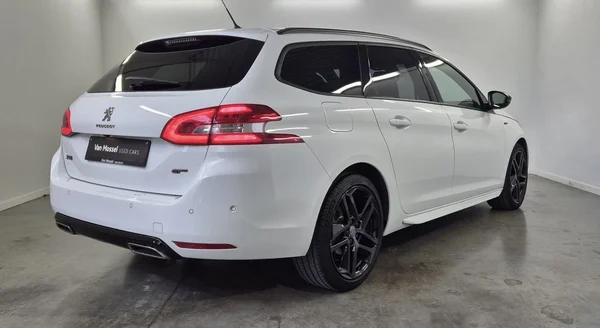 Peugeot 308 (2021) — foto 23 van 24