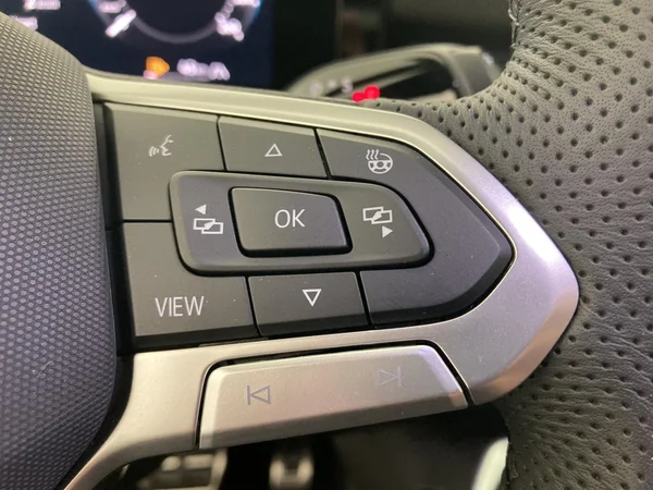 VOLKSWAGEN T-Roc (2026) — foto 10 van 36
