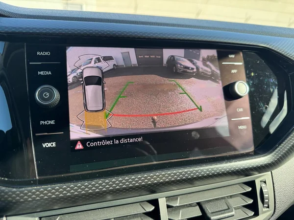 VOLKSWAGEN T-Cross (2022) — foto 12 van 13