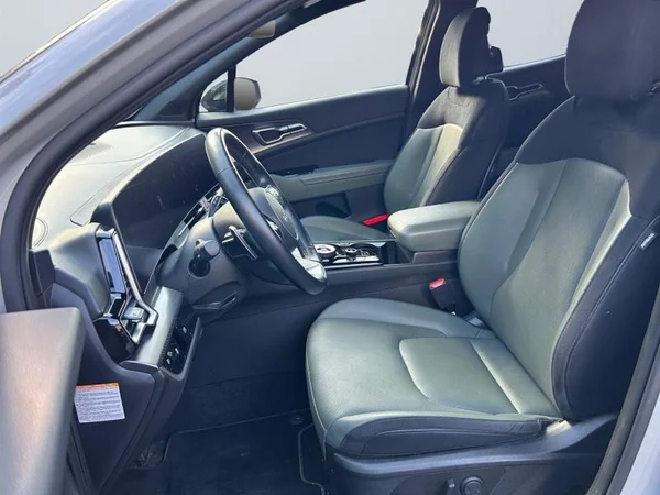 KIA Sportage (2024) — foto 2 van 32