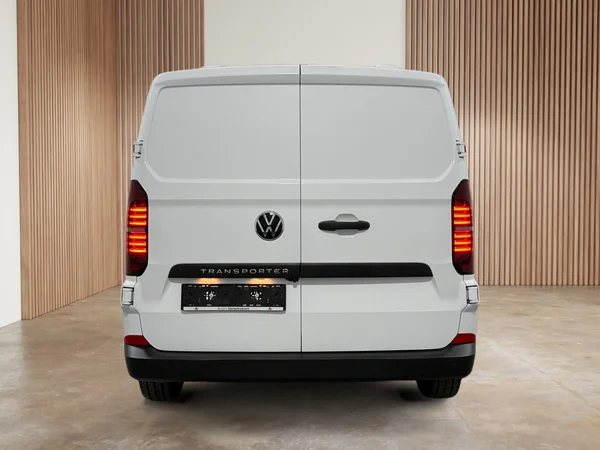 Volkswagen Transporter (2025) — foto 24 van 27