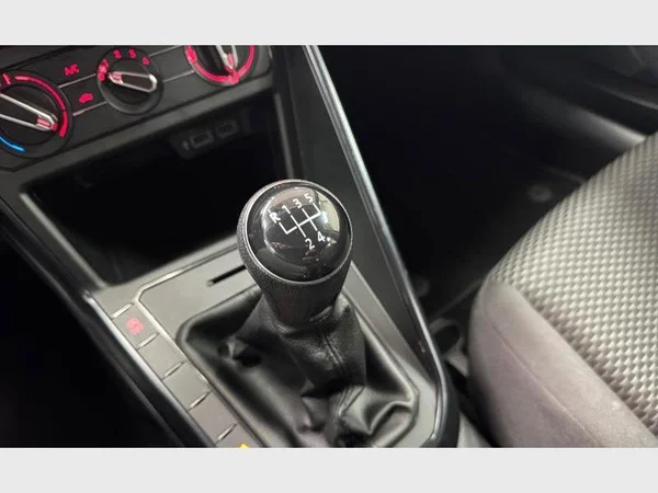 Volkswagen Polo (2020) — foto 16 van 25