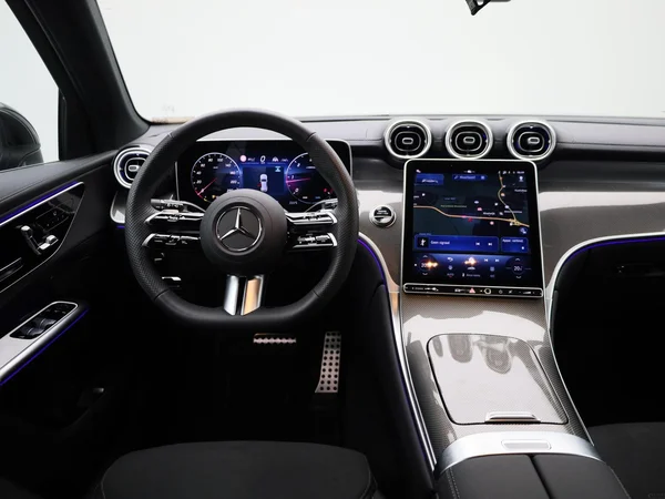 Mercedes-Benz GLC (2025) — foto 46 van 48