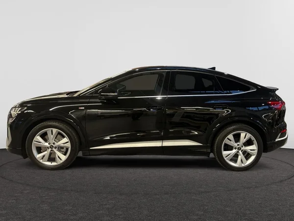 AUDI Q4 Sportback e-tron (2026) — foto 12 van 24