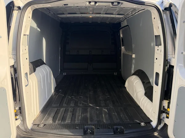 VOLKSWAGEN Caddy Maxi Cargo (2026) — foto 17 van 20
