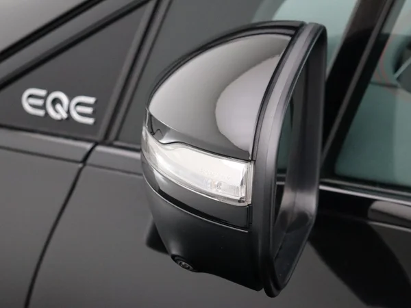 Mercedes-Benz EQE (2025) — foto 34 van 35