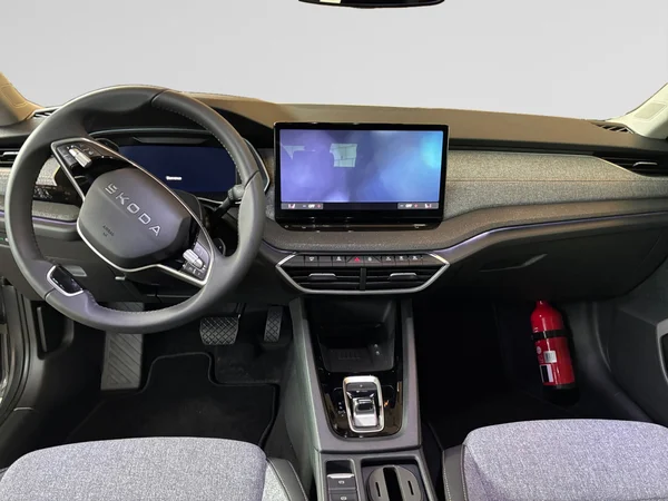 SKODA Octavia Combi (2025) — foto 23 van 24