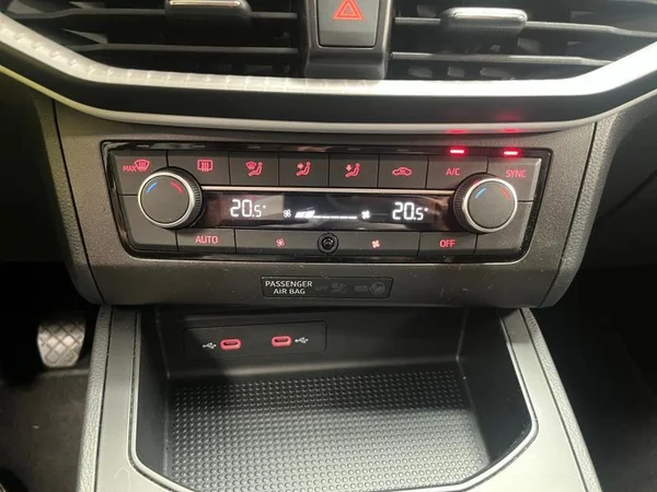 SEAT Ibiza 5P/D (2023) — foto 19 van 30