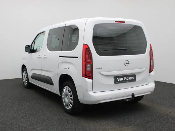 Opel Combo Life (2023) — foto 12 van 35