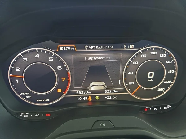 AUDI Q2 (2021) — foto 12 van 13