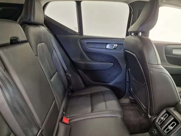 Volvo XC40 (2021) — foto 14 van 16