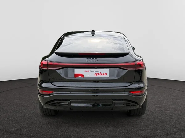 AUDI Q6 Sportback e-tron (2026) — foto 9 van 16