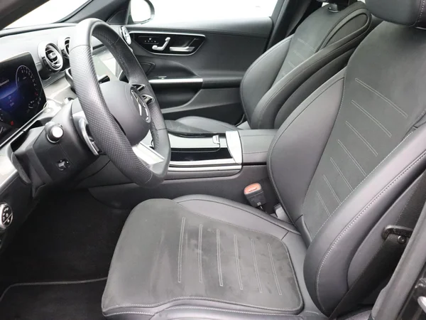 Mercedes-Benz C-Klasse (2025) — foto 2 van 28
